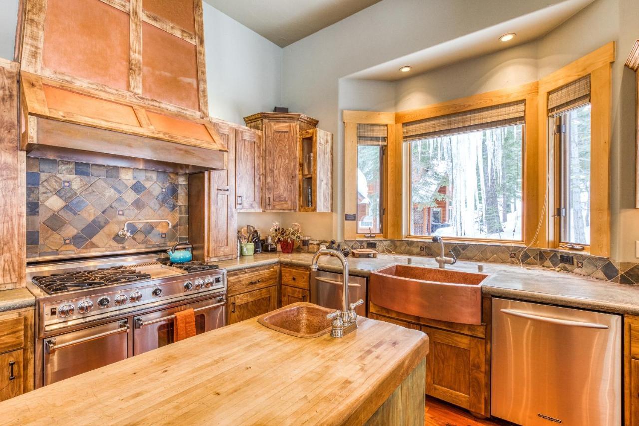 Bear Meadows Lodge - Hot Tub - Tahoe Donner Home Truckee Exterior foto